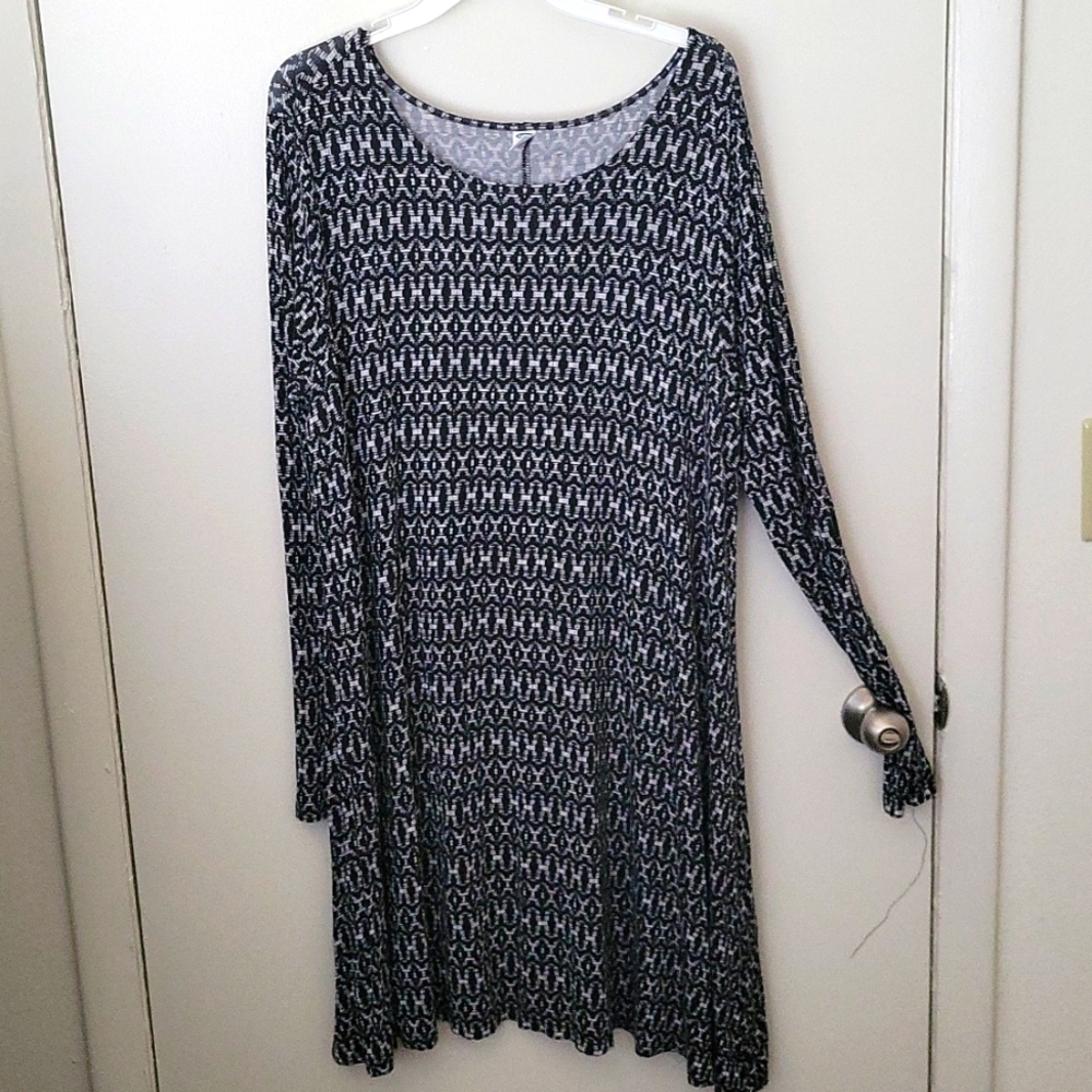 Old Navy XL long sleeve swing dress